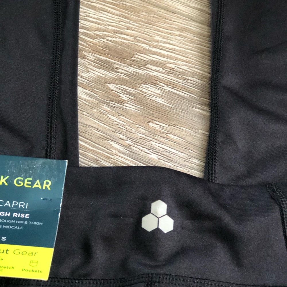 Misses - Tek Gear- Black - High Rise Capri Leggings - Picture 7 of 9